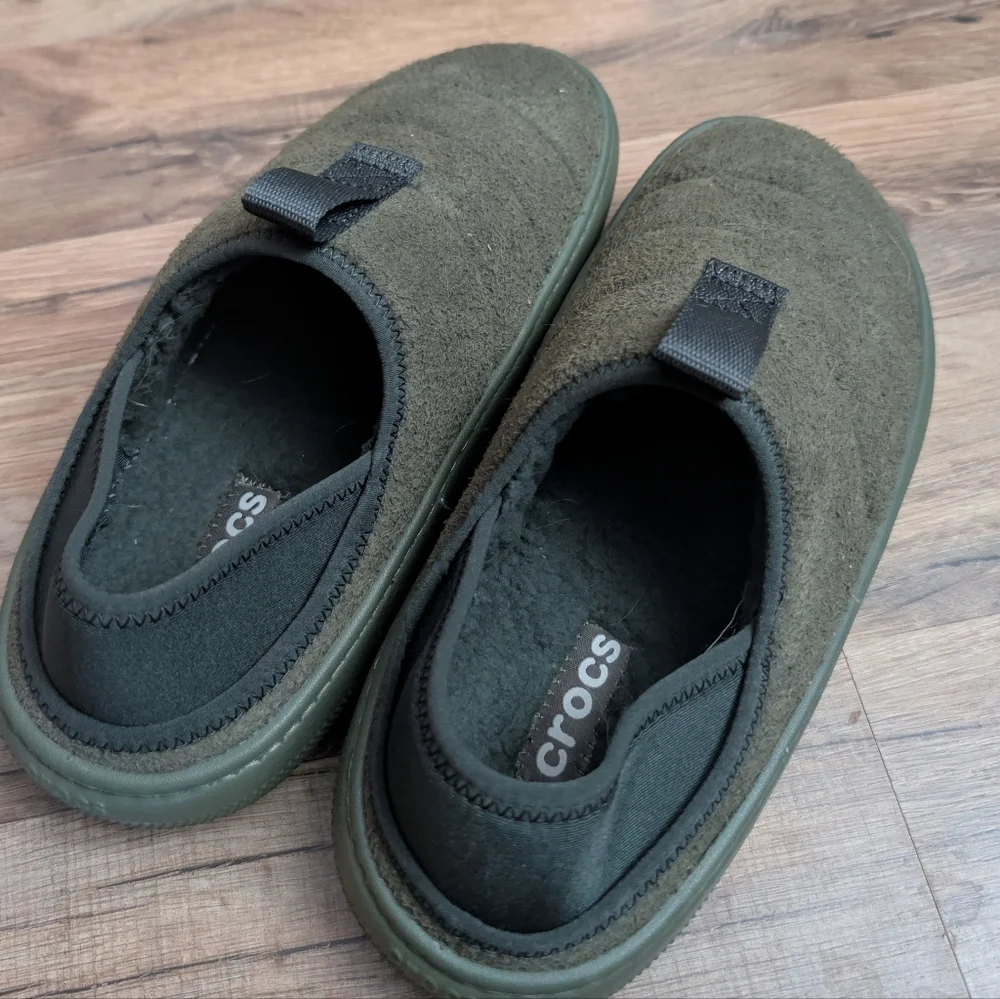 crocs vegan suede moc 8 - Picture 2 of 3